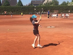 Tennis Kids Play Day