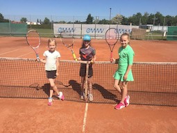 Tennis Kids Play Day